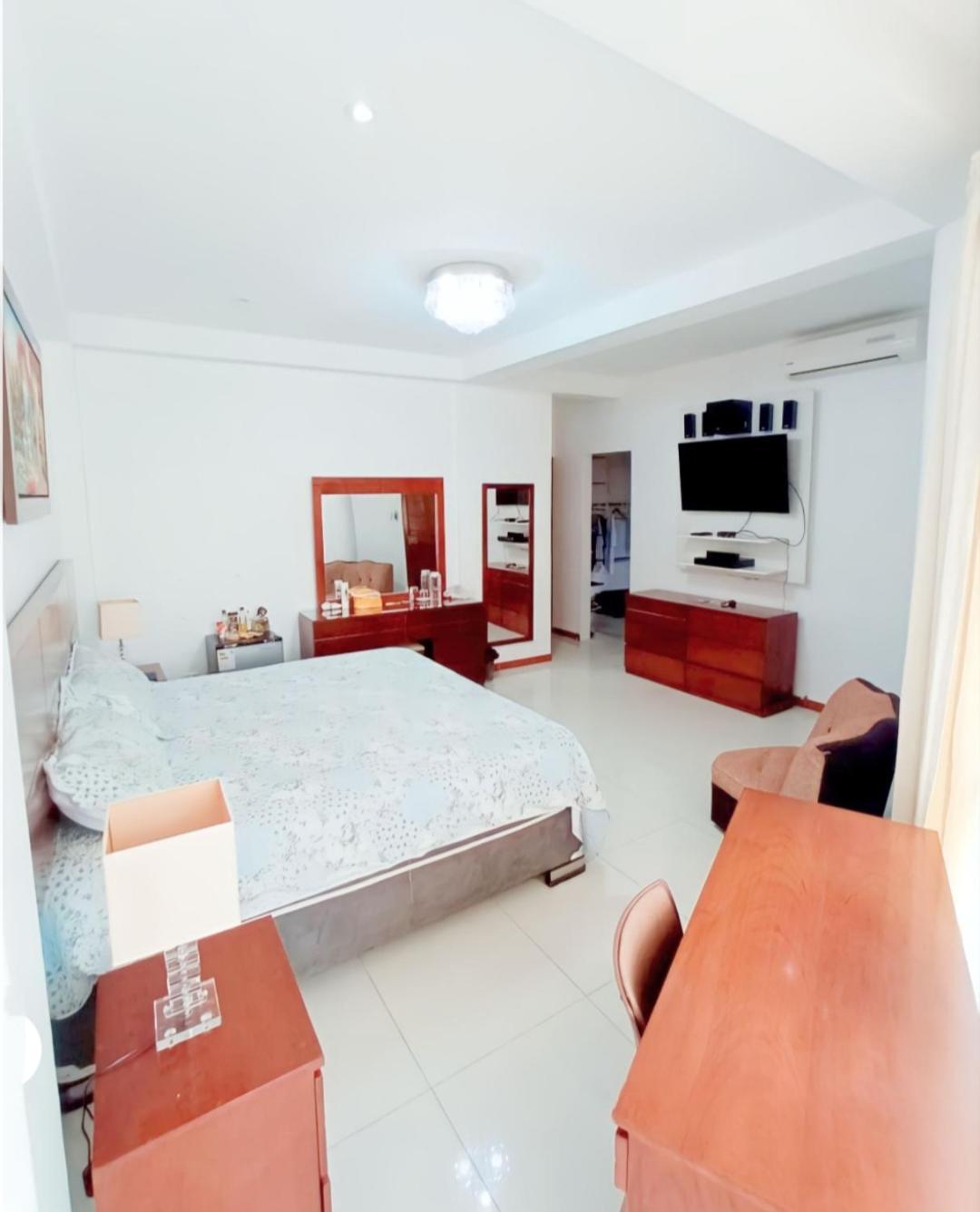 Deluxe Hotel Talara - A 5 Minutos Del Aeropuerto Y Plaza De Armas Luaran gambar